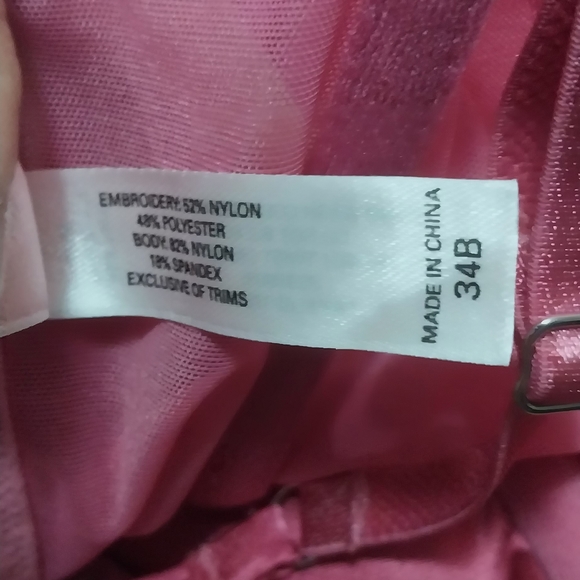 Victoria's Secret Lingerie - Picture 11 of 13